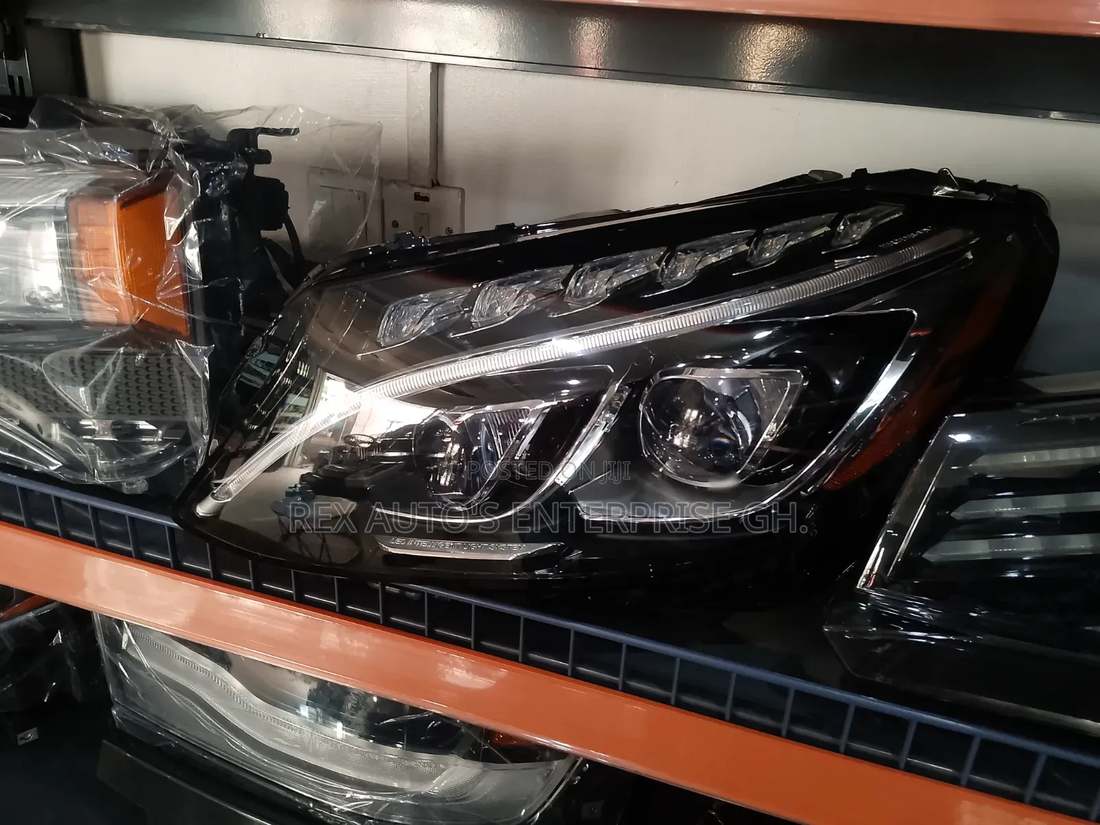 W205 (C300)Headlight 2015-2019 One Side