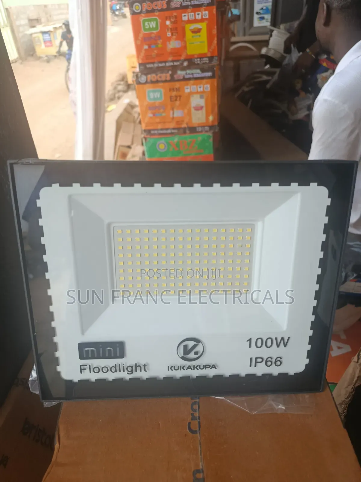 100watt Flood Light