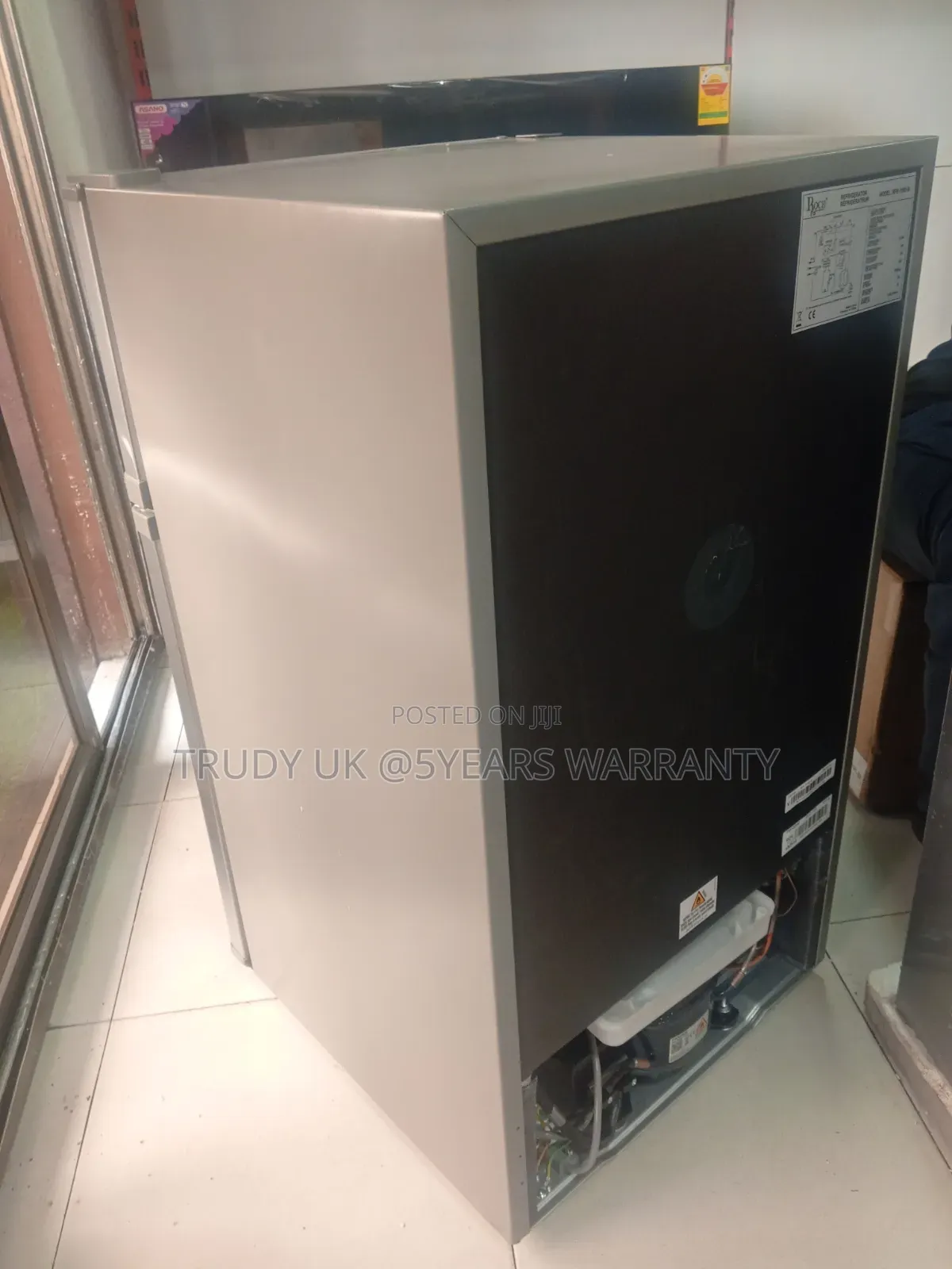 Elegant Efficient – Roch 61l Fridge