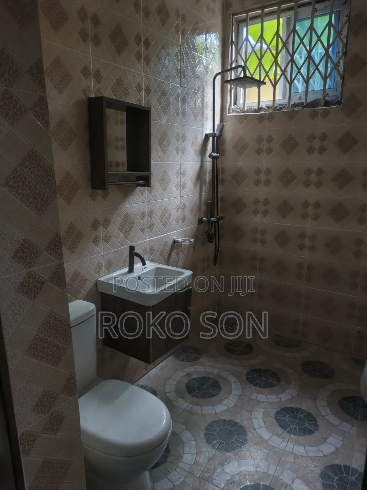 Mini Flat in Dr Roko, Manhean for rent