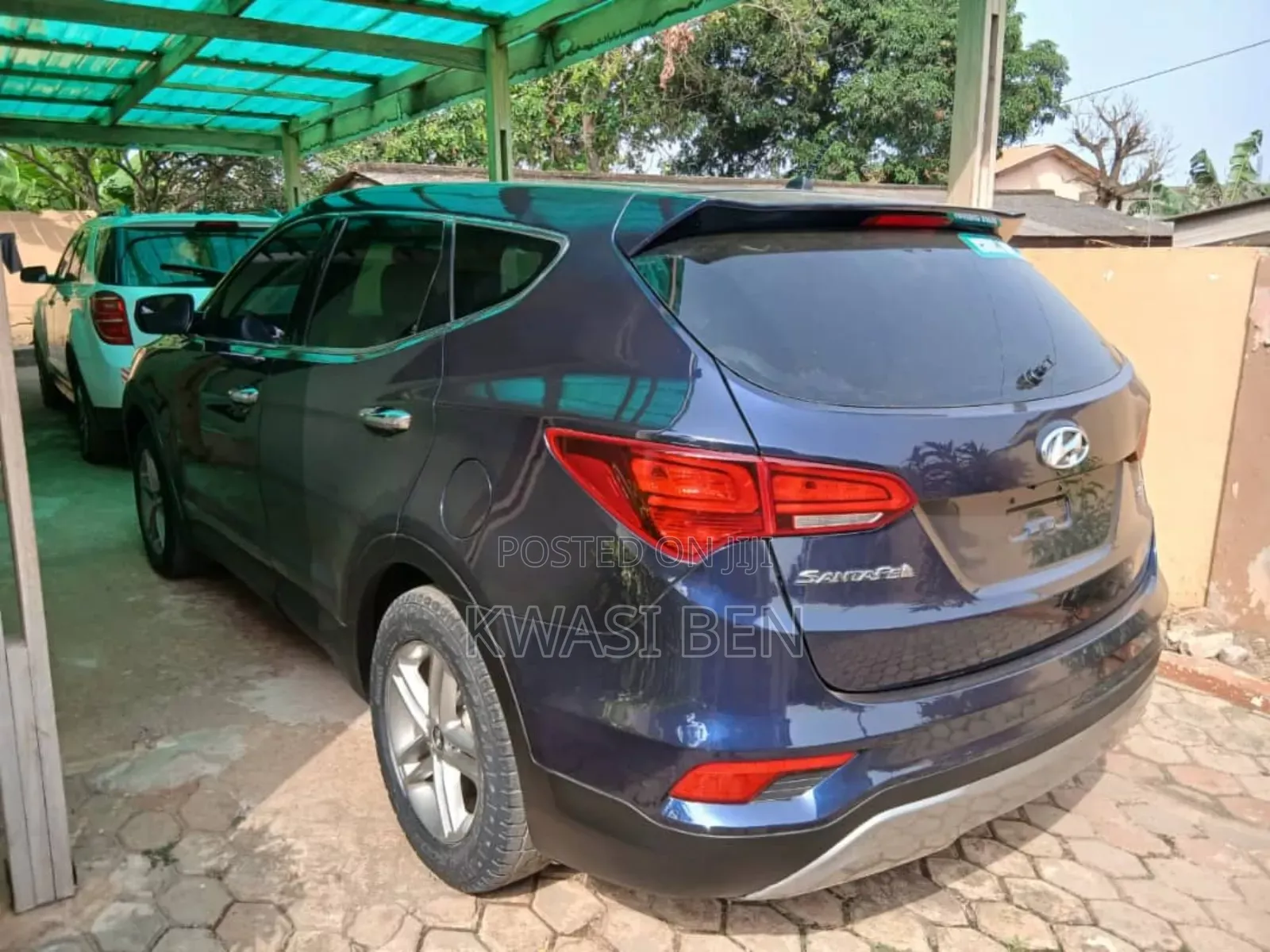 Hyundai Santa Fe 2018 Blue