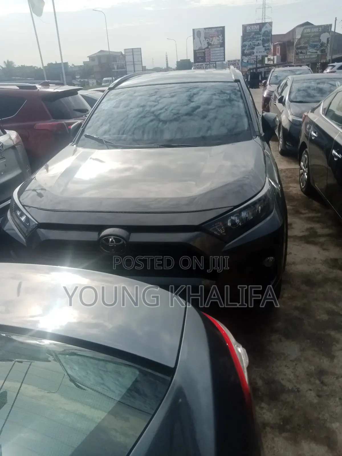 Toyota RAV4 2021 Gray
