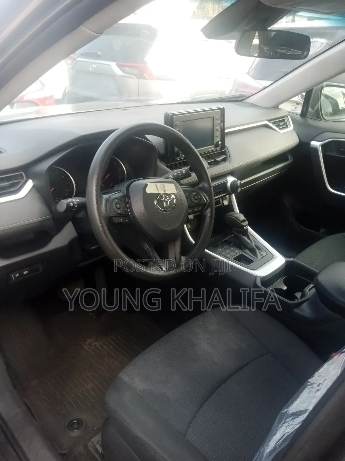 Toyota RAV4 2021 Gray