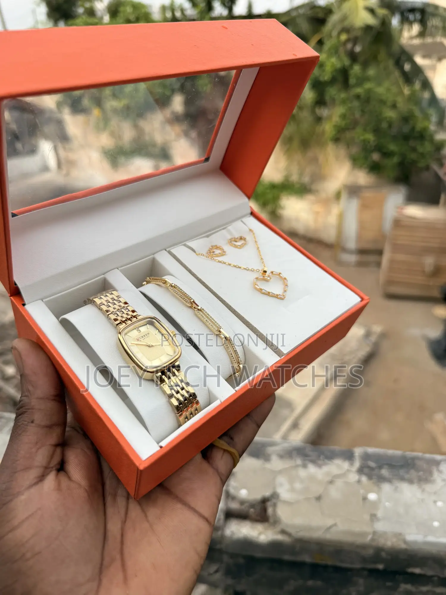 Latest Curren Watch Set for Women ( Gold )