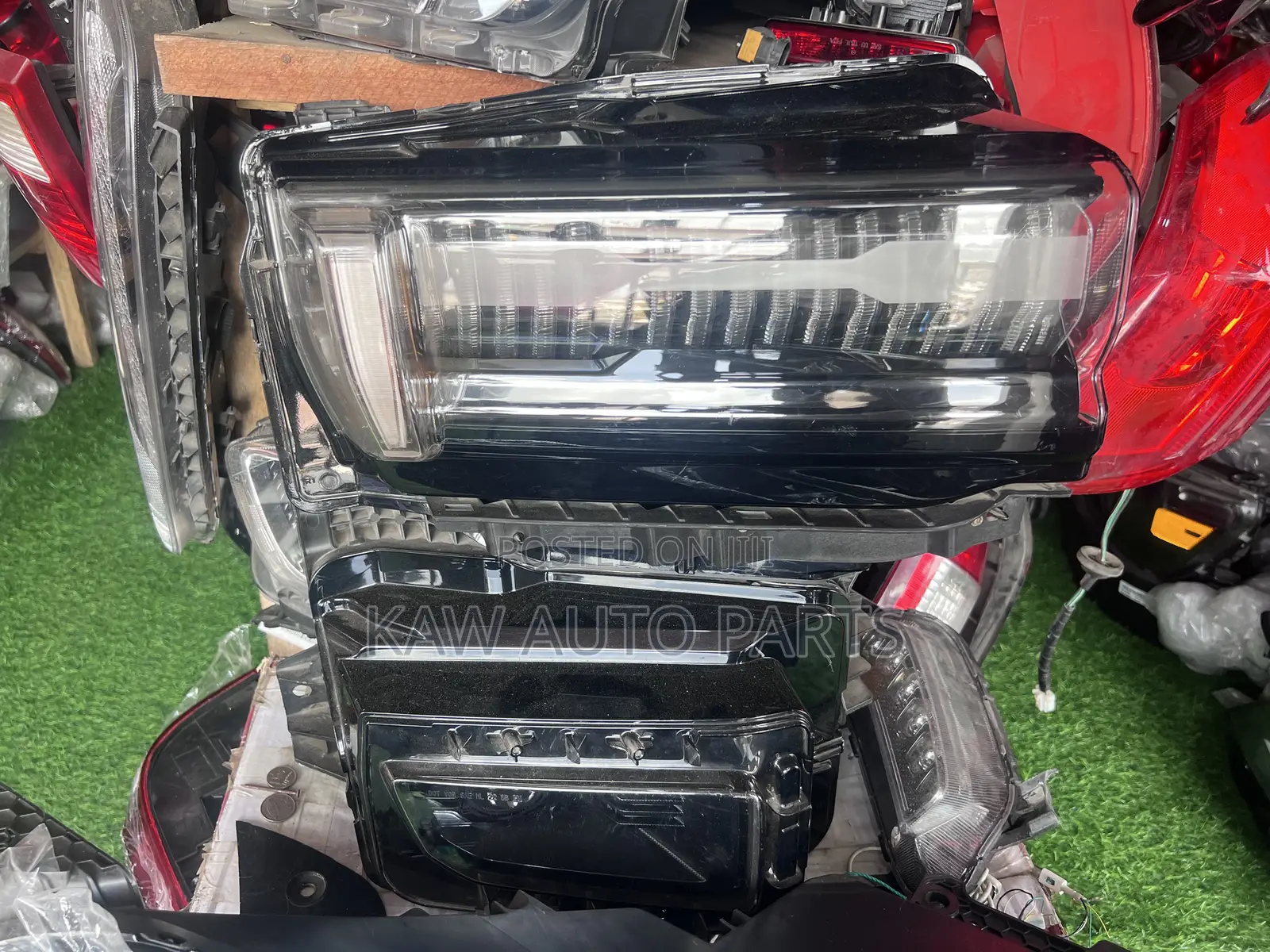 2022,2023,2024,2025,2026 Headlight for GMC Hammer