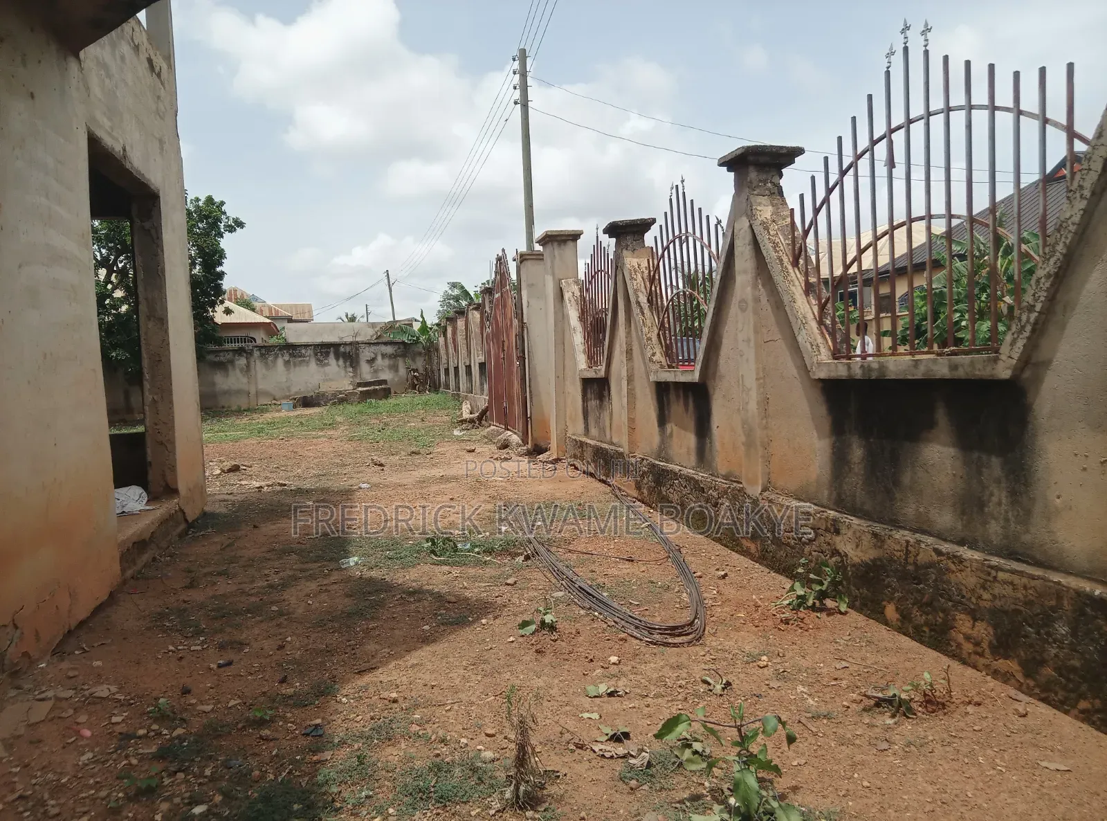 7bdrm House in Brother K Estate, Kumasi Metropolitan for sale