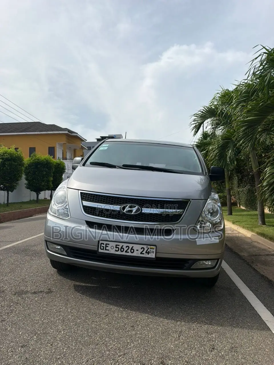 Hyundai Starex 2016 Silver