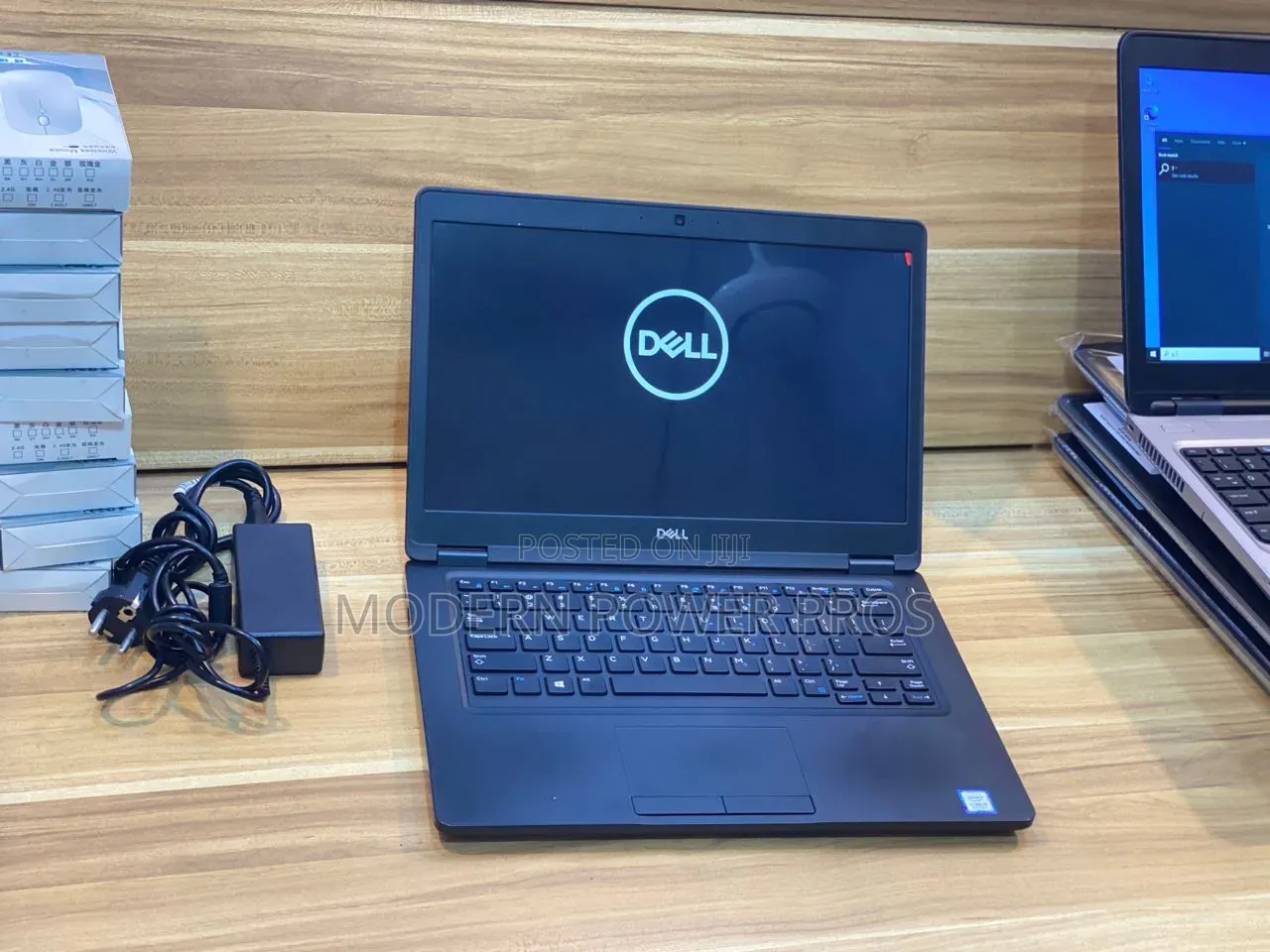New Laptop Dell Latitude 7390 16GB Intel Core i7 HDD 256GB