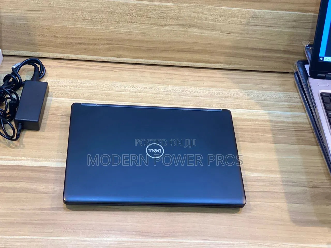 New Laptop Dell Latitude 7390 16GB Intel Core i7 HDD 256GB