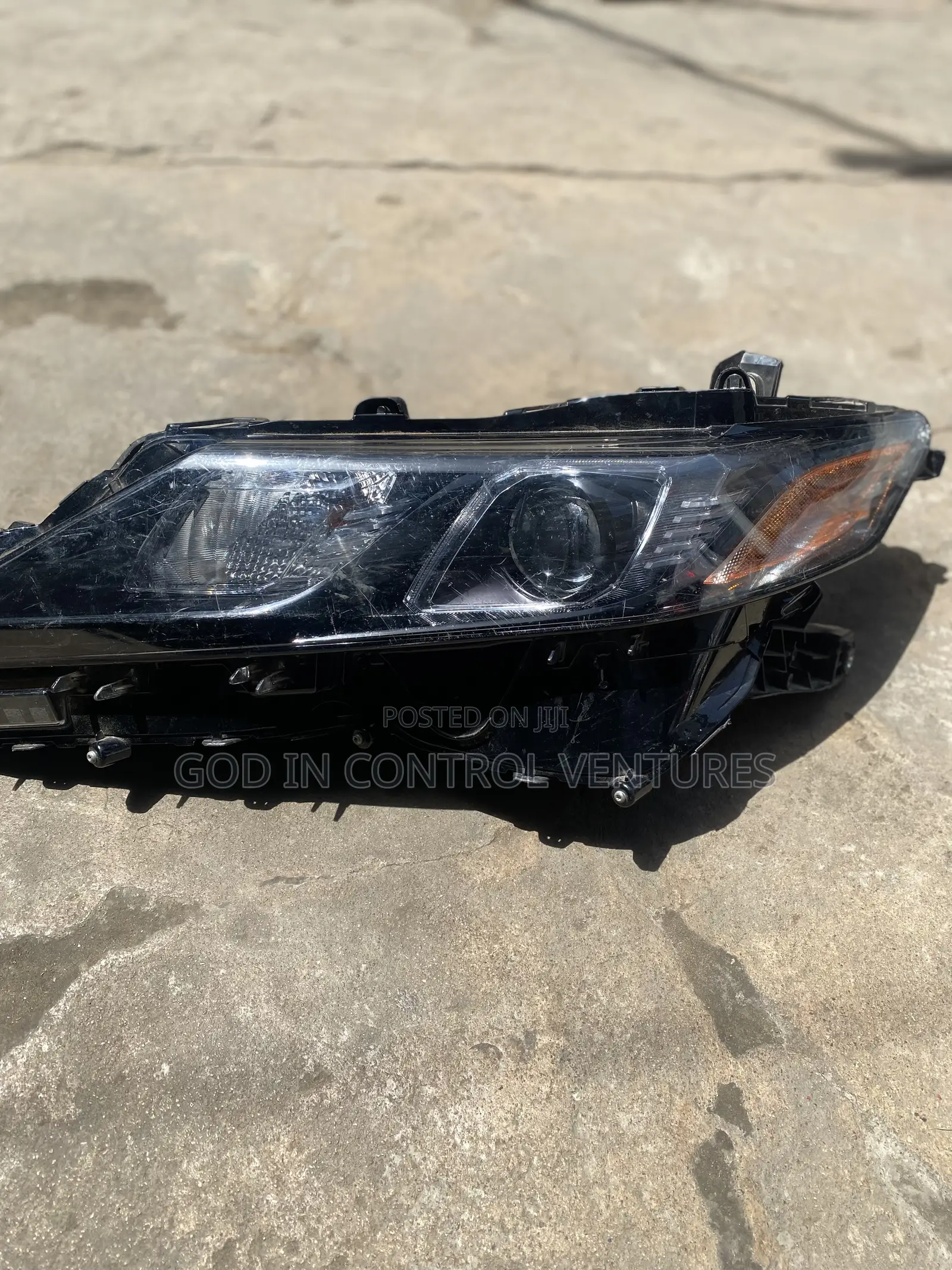 Toyota Camry 2020 Headlight