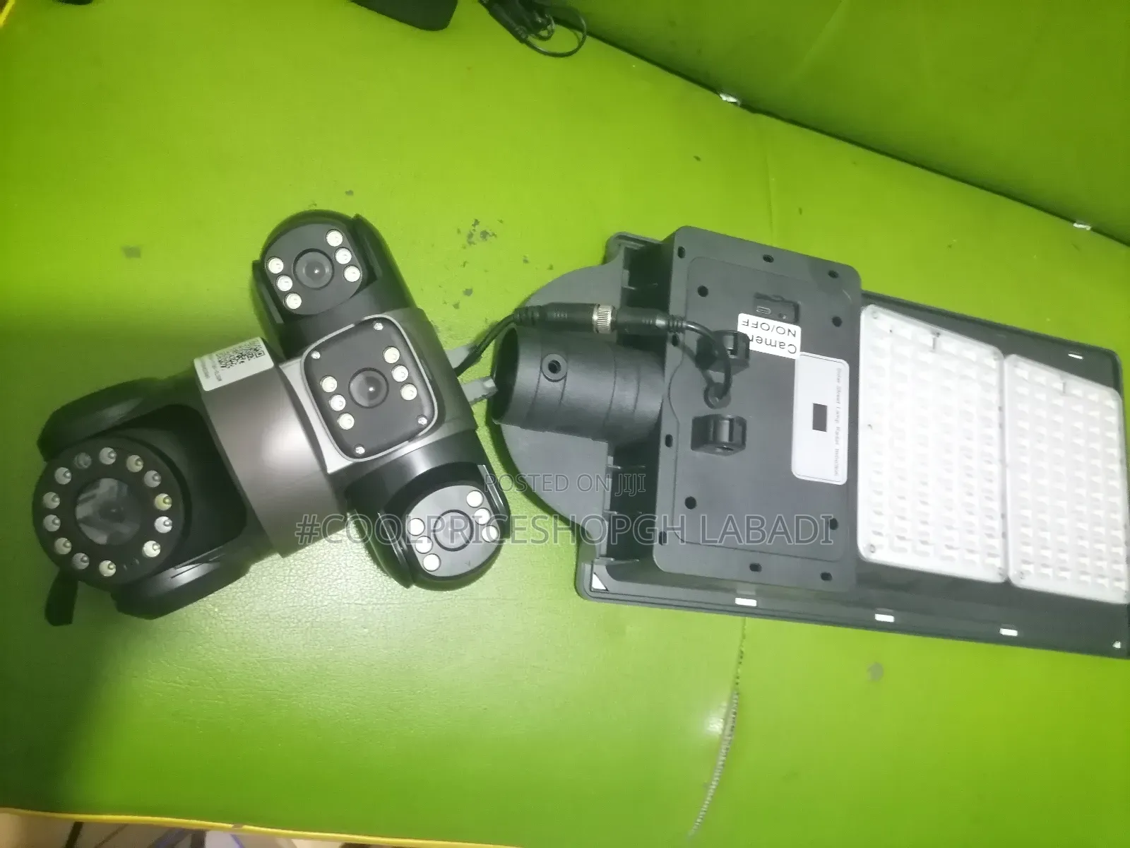 Solar Street Light With 4-lens Screen 4g Solar Camera