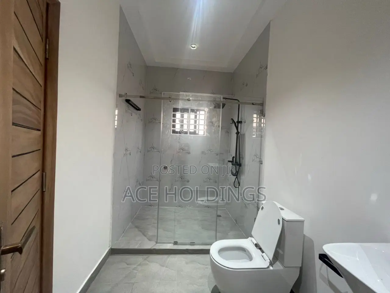 3bdrm Bungalow in Oyarifa for sale