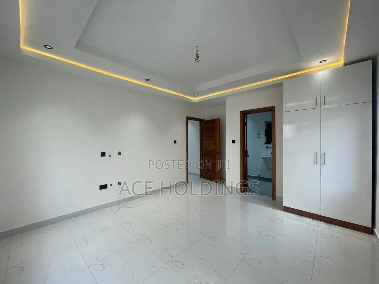 3bdrm Bungalow in Oyarifa for sale