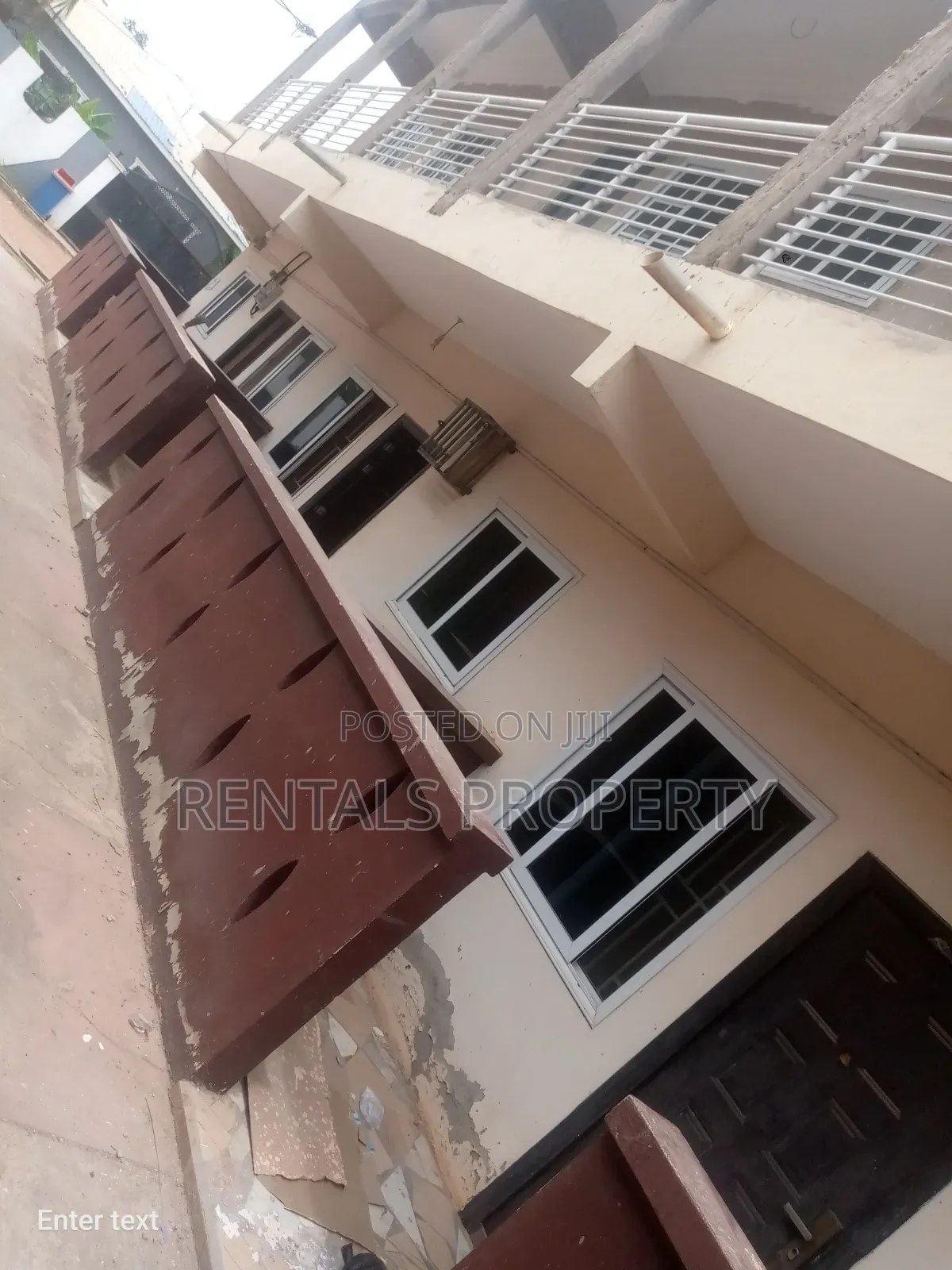 1bdrm Block of Flats in Barrier for rent