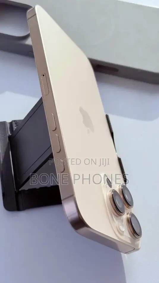 Apple iPhone 16 Pro Max 256 GB Gold