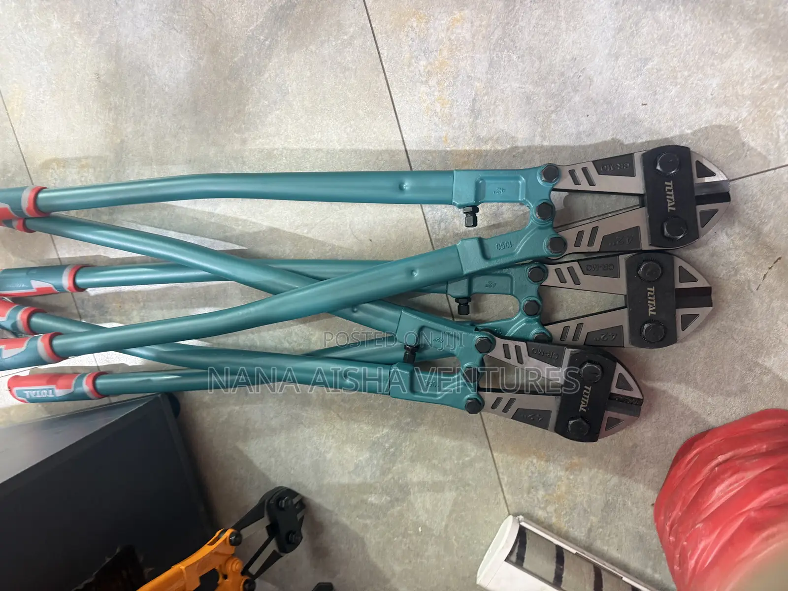 Total 42” Bolt Cutter