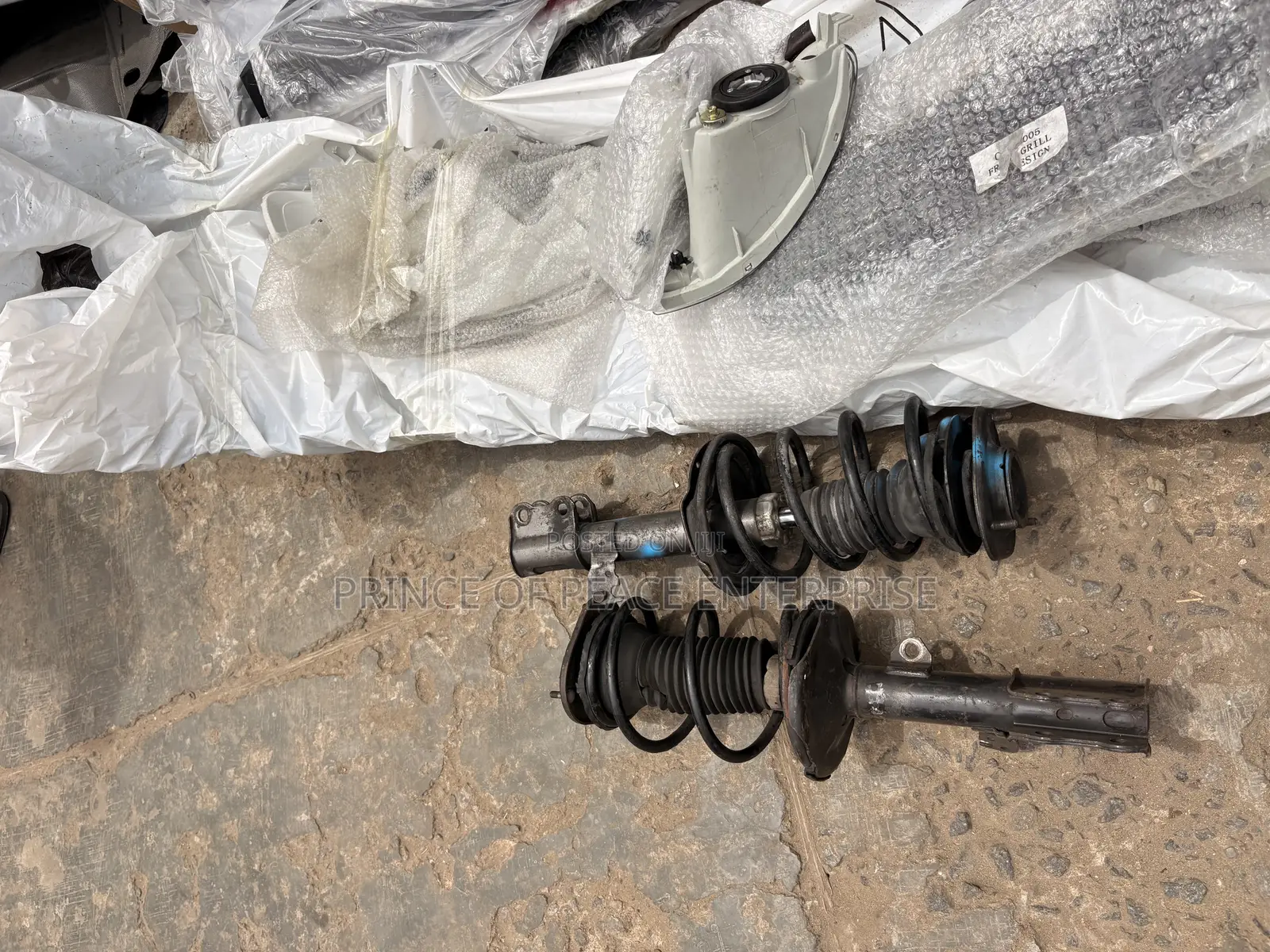Complete Home Used Front Shocks for Corolla 2006 2007 2008 Model