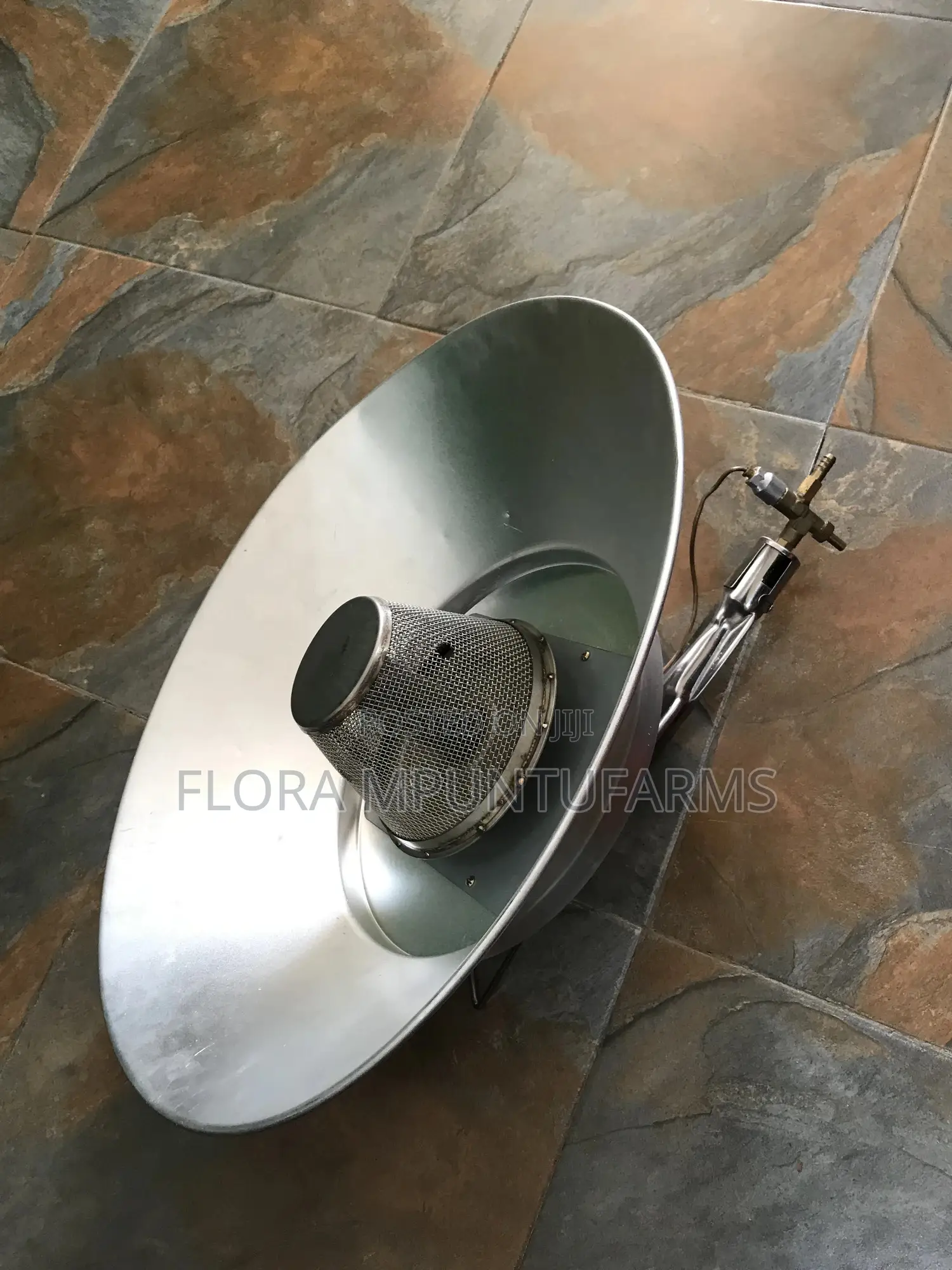 Round Gas Brooder