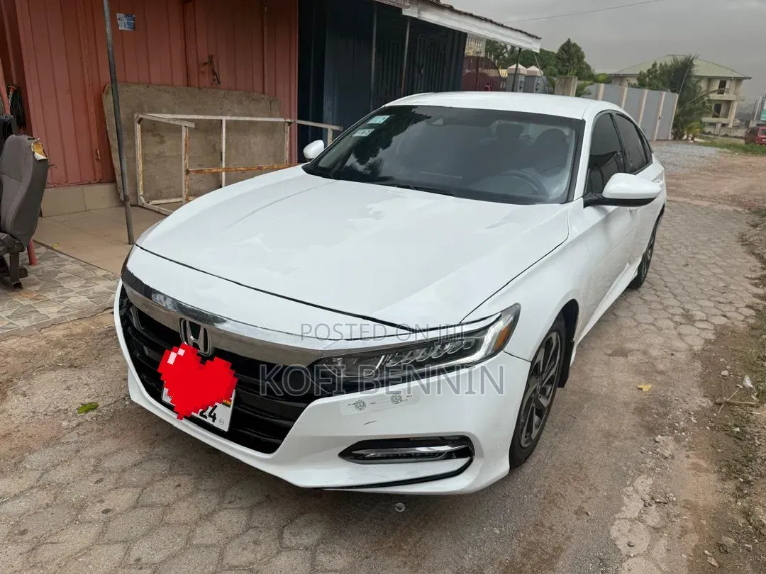 Honda Accord Sport (1.5L 4cyl Turbo CVT) 2019 White