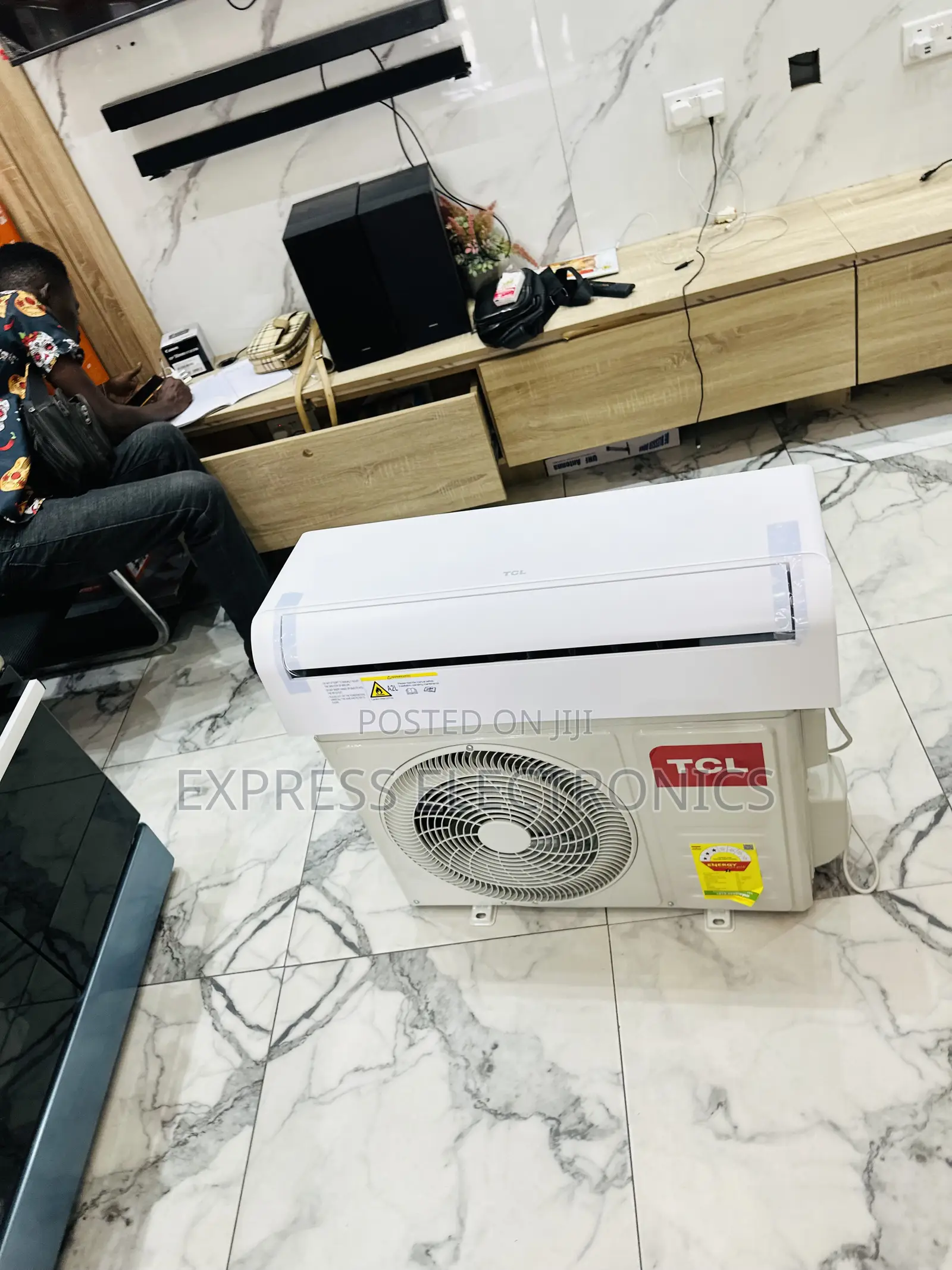 Hot Deals on TCL 1.5hp Slit R410