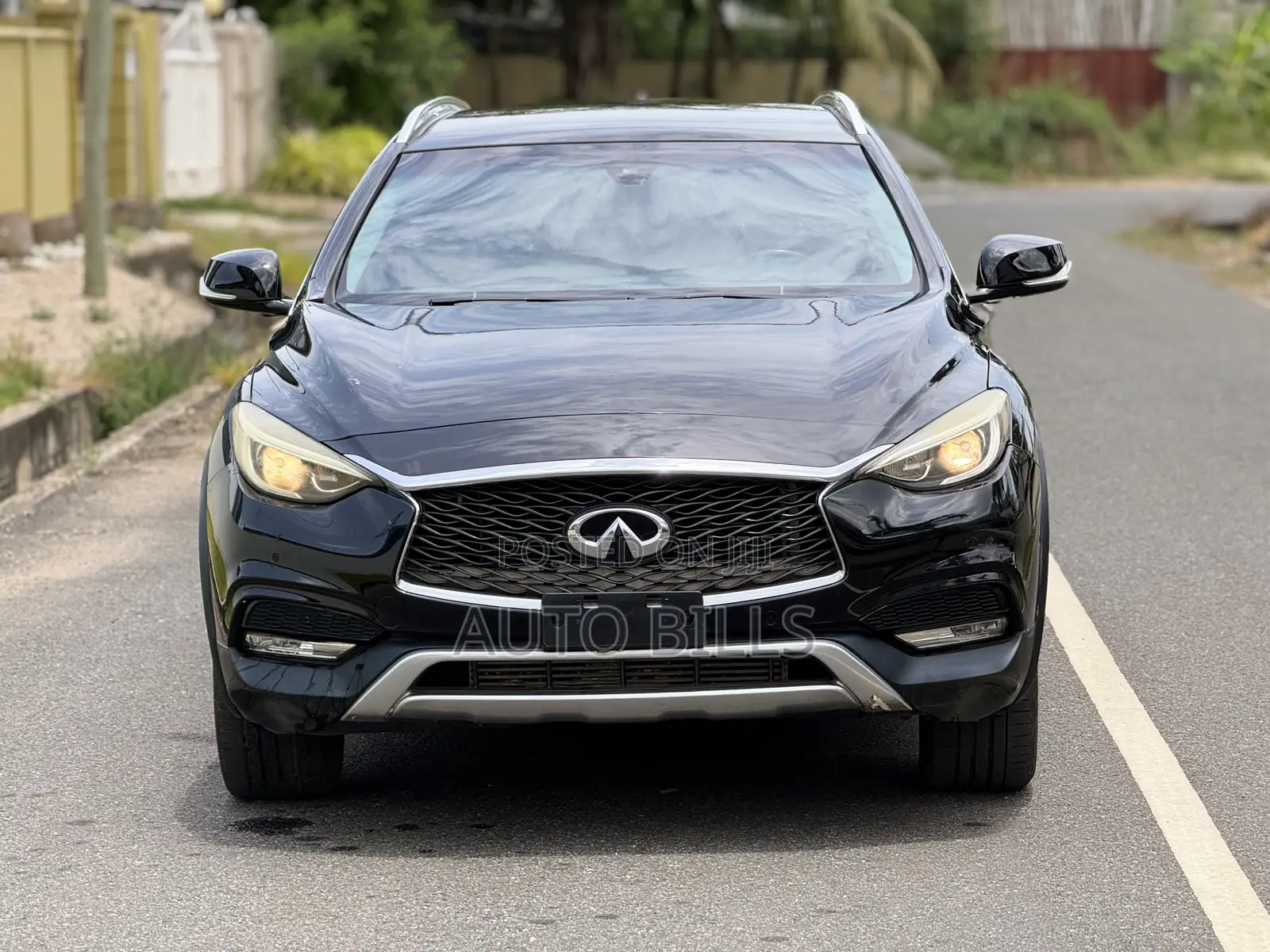 Infiniti QX30 2018 Black