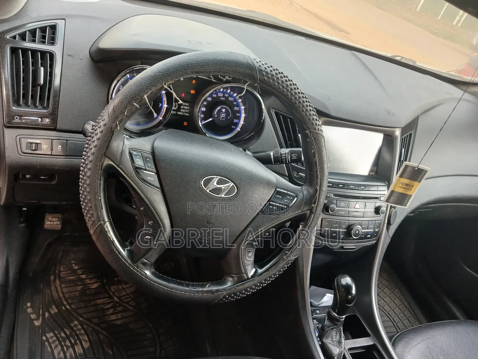 Hyundai Santa Fe 2014 White
