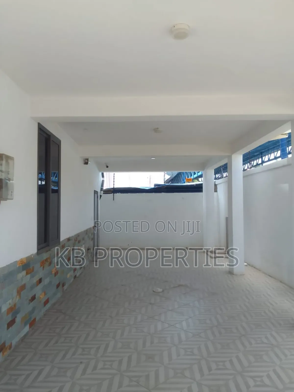 3bdrm House in Kb Properties, Spintex for rent