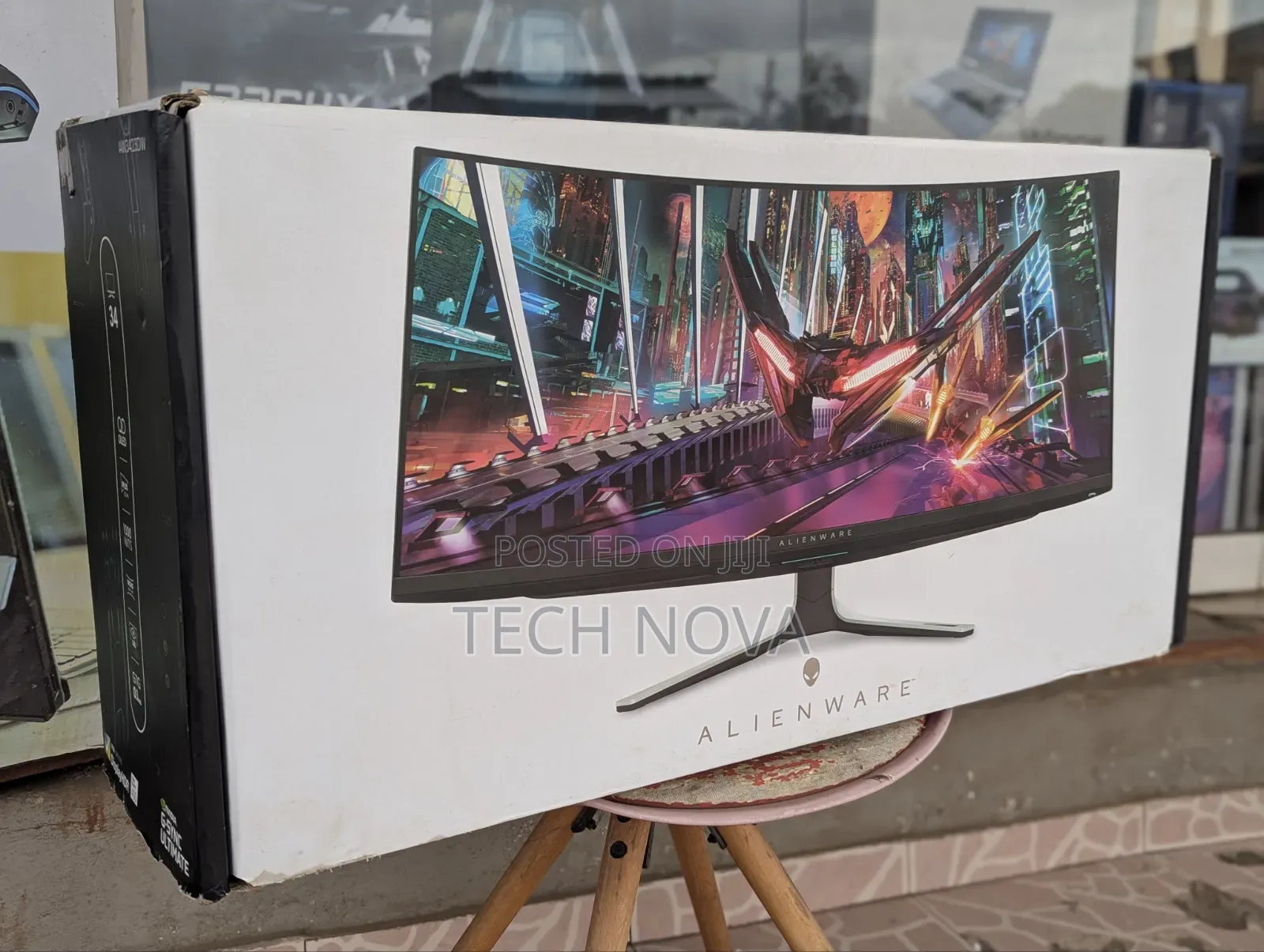 Alienware 34" Inch Curved Oled Gaming Monitor WQHD 175hz Nvidia G-Sync