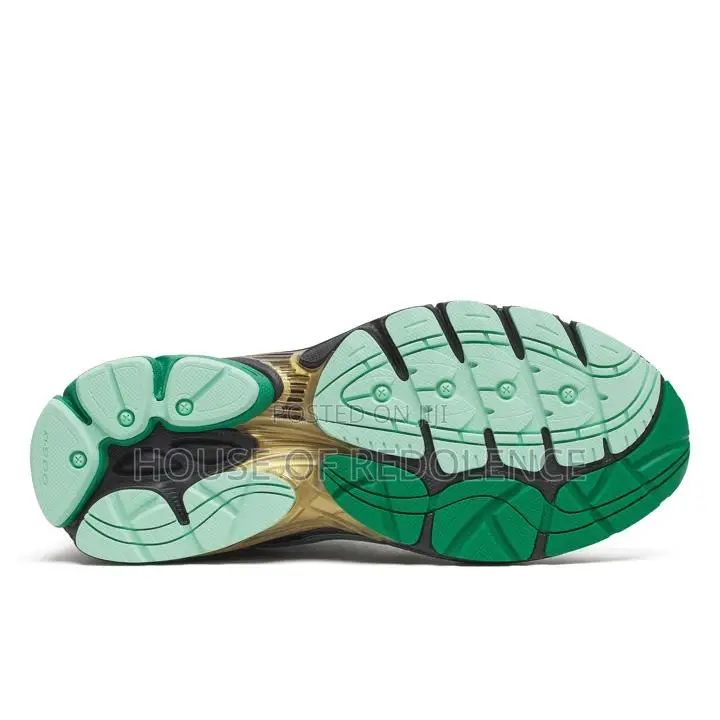Saucony Progrid Omni 9 Glowaconstrictor Sneakers