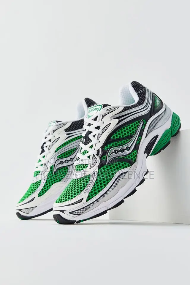 Saucony Progrid Omni 9 Og Green/Silver Sneakers