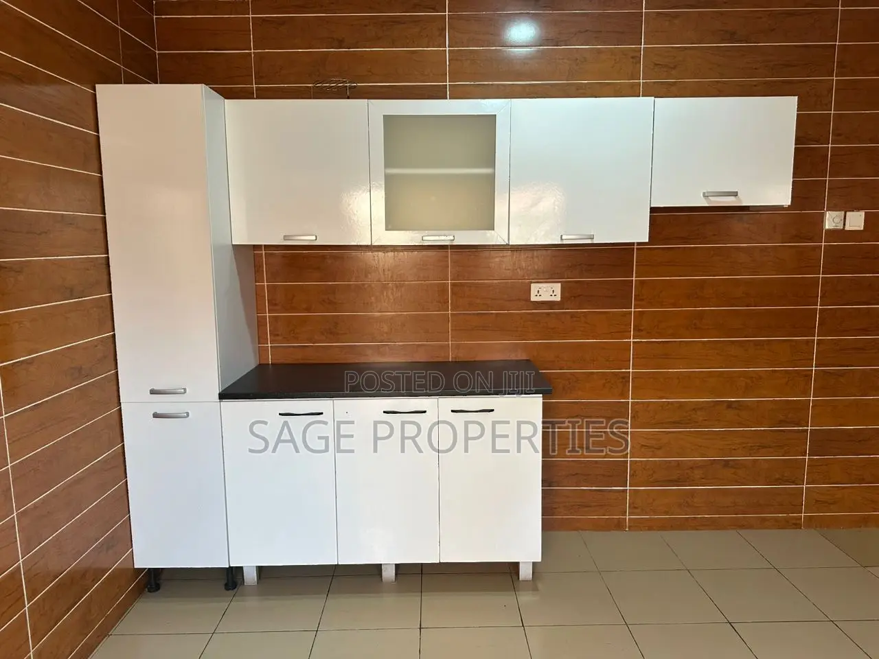 4bdrm House in Nmai-Dzorn for rent