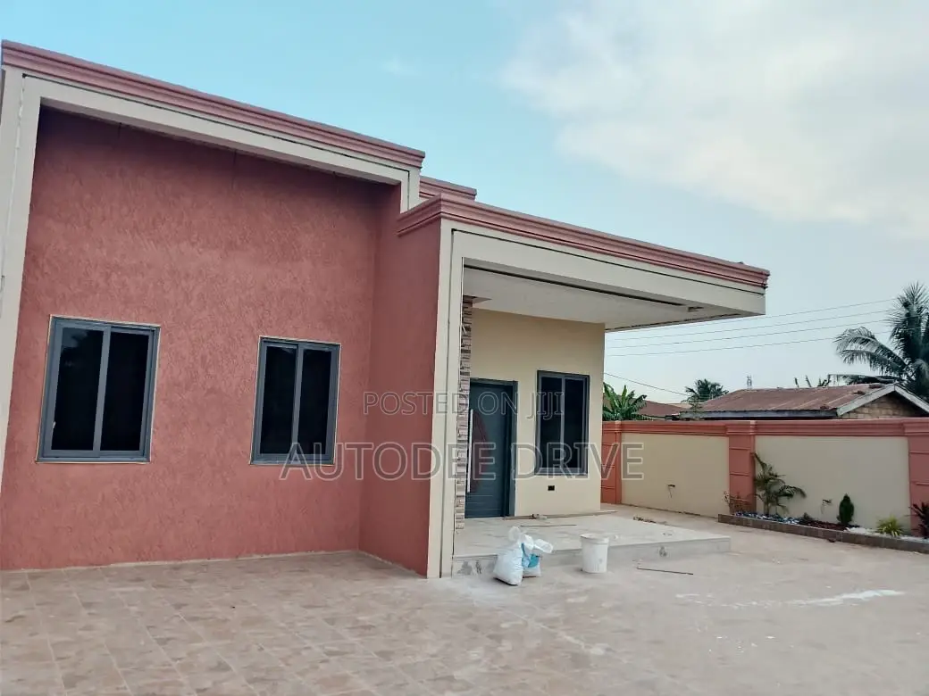 Furnished 3bdrm Apartment in Oyarifa for sale