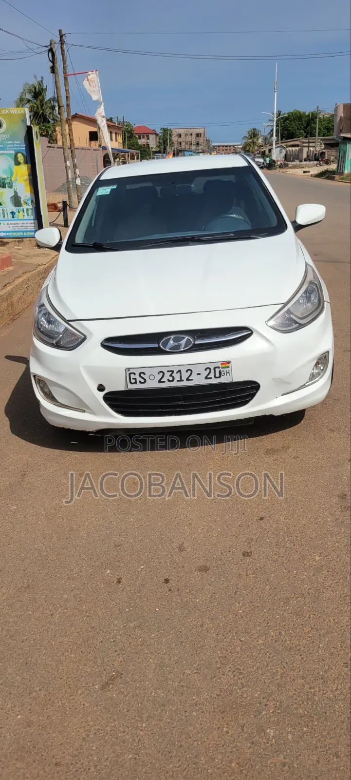 Hyundai Accent SE Sedan 2016 White