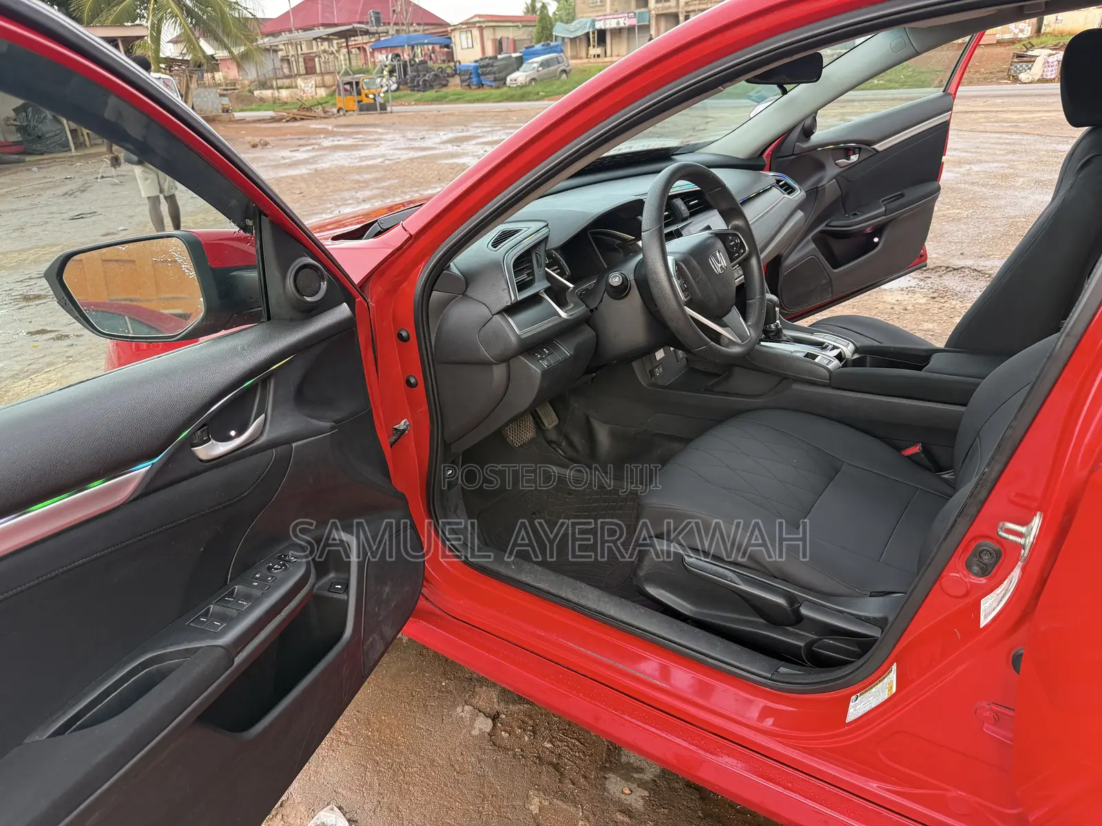 Honda Civic 2018 Red