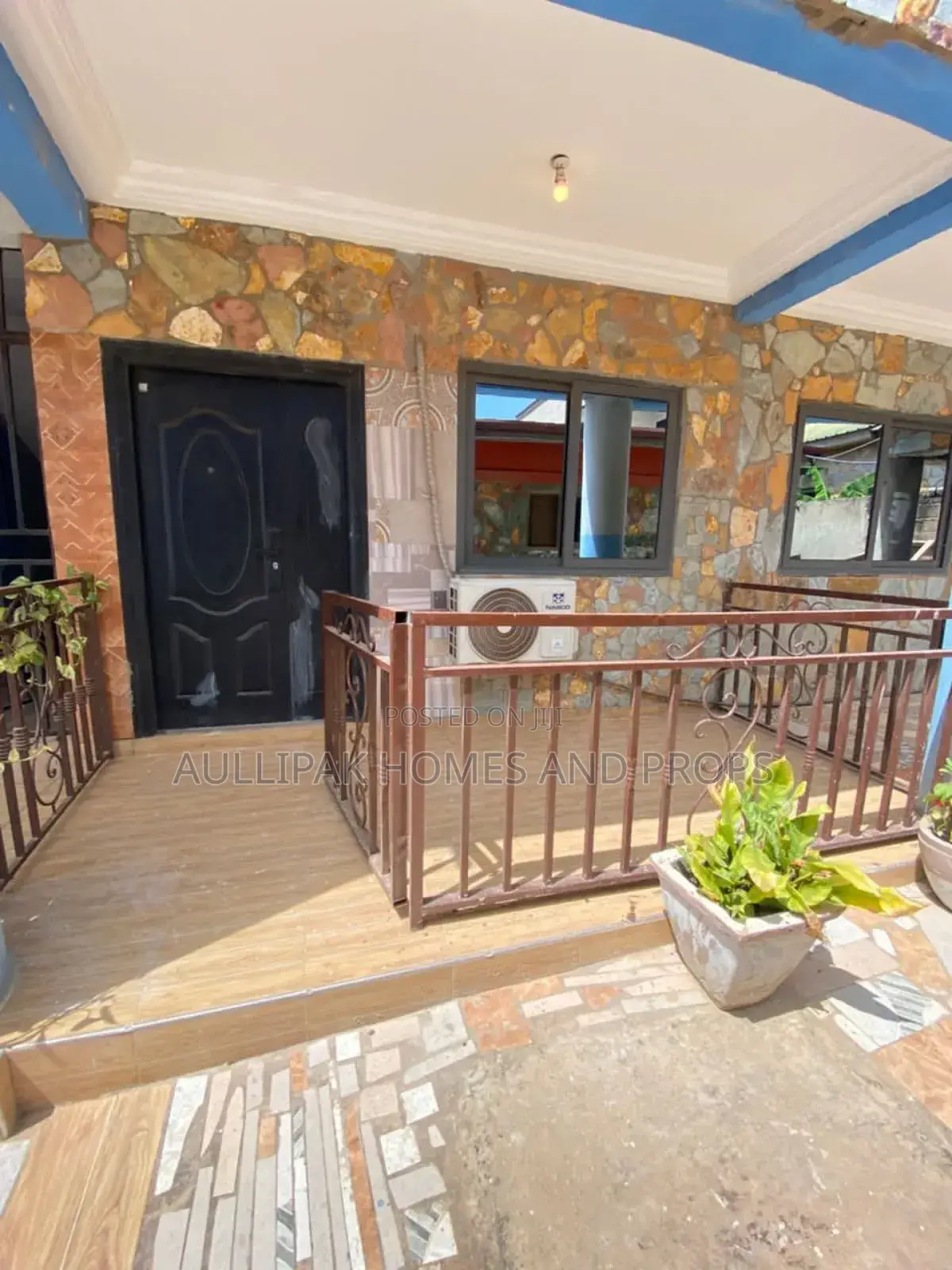2bdrm Apartment in University Area, Lake Side Estate for rent