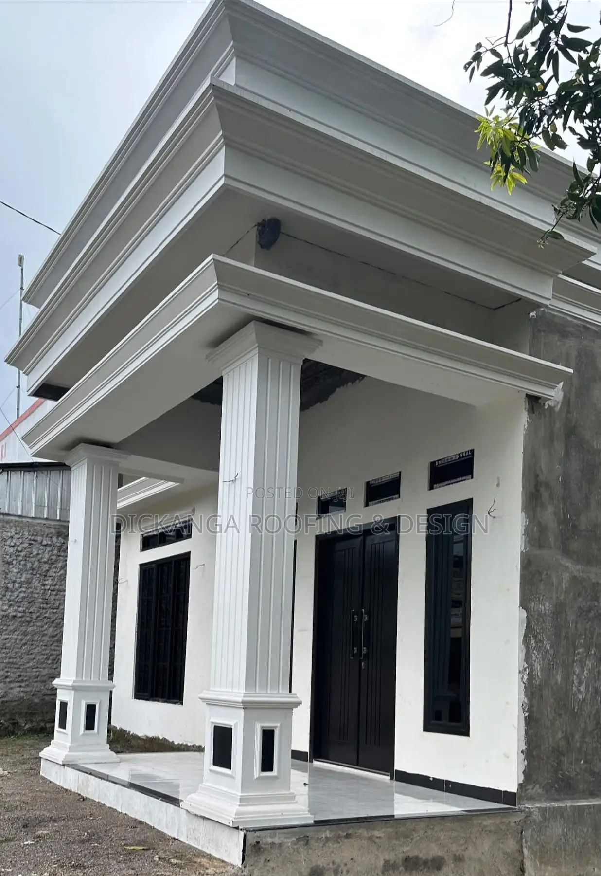 Experts Stylish Concrete Designs for Your Mansion— Contact Us Now!