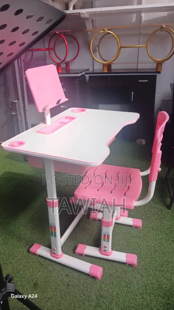Children Table and Chairs