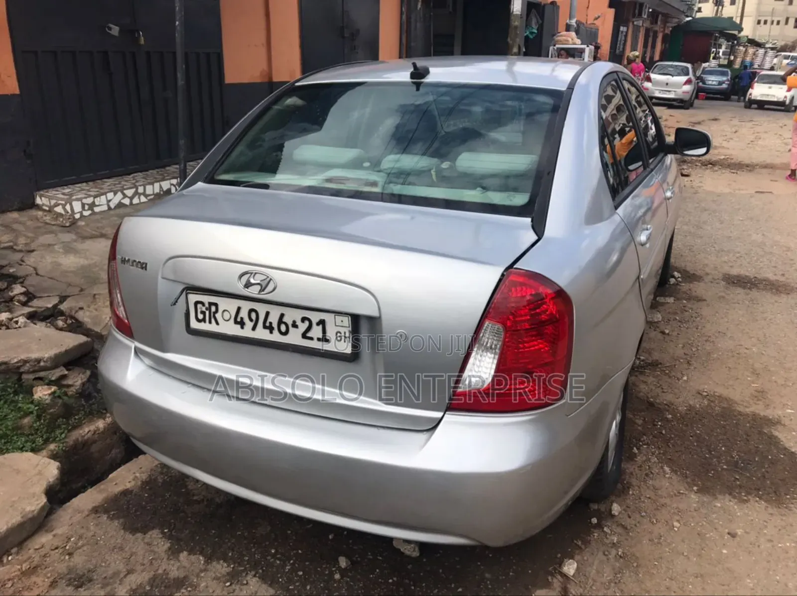 Hyundai Accent 2010 Silver