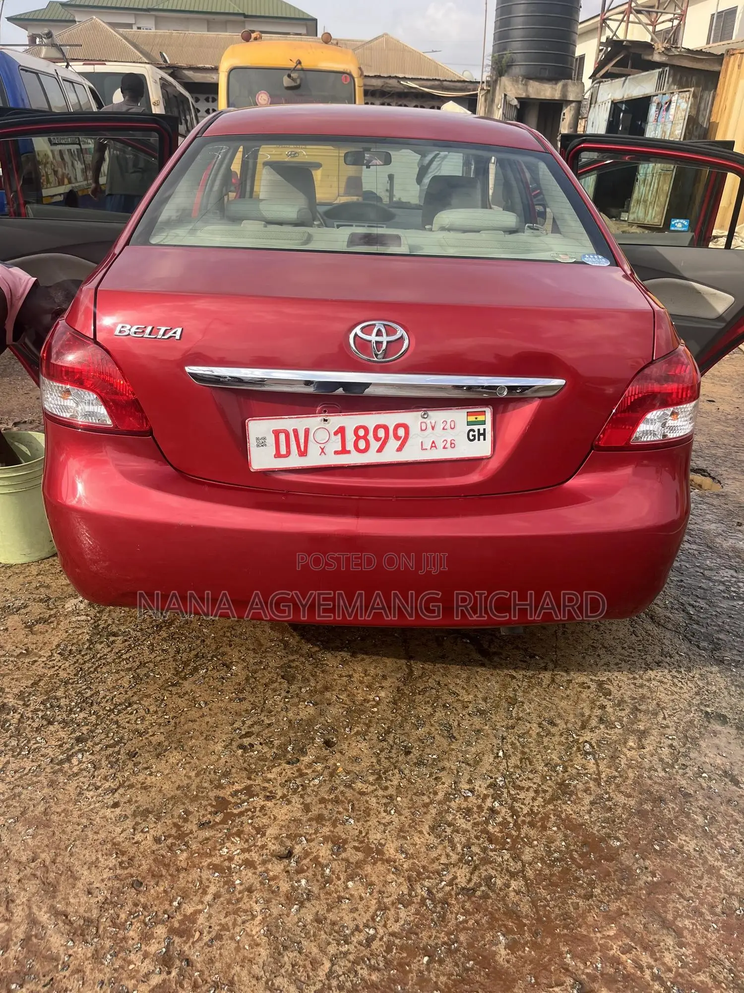Toyota Belta 2011 Red