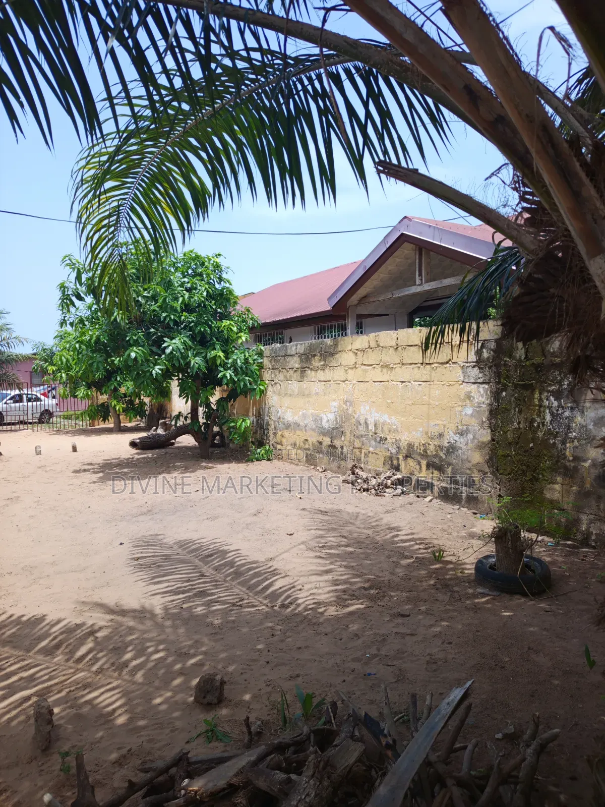 Old House at Russia Dansoman Road Area, Accra