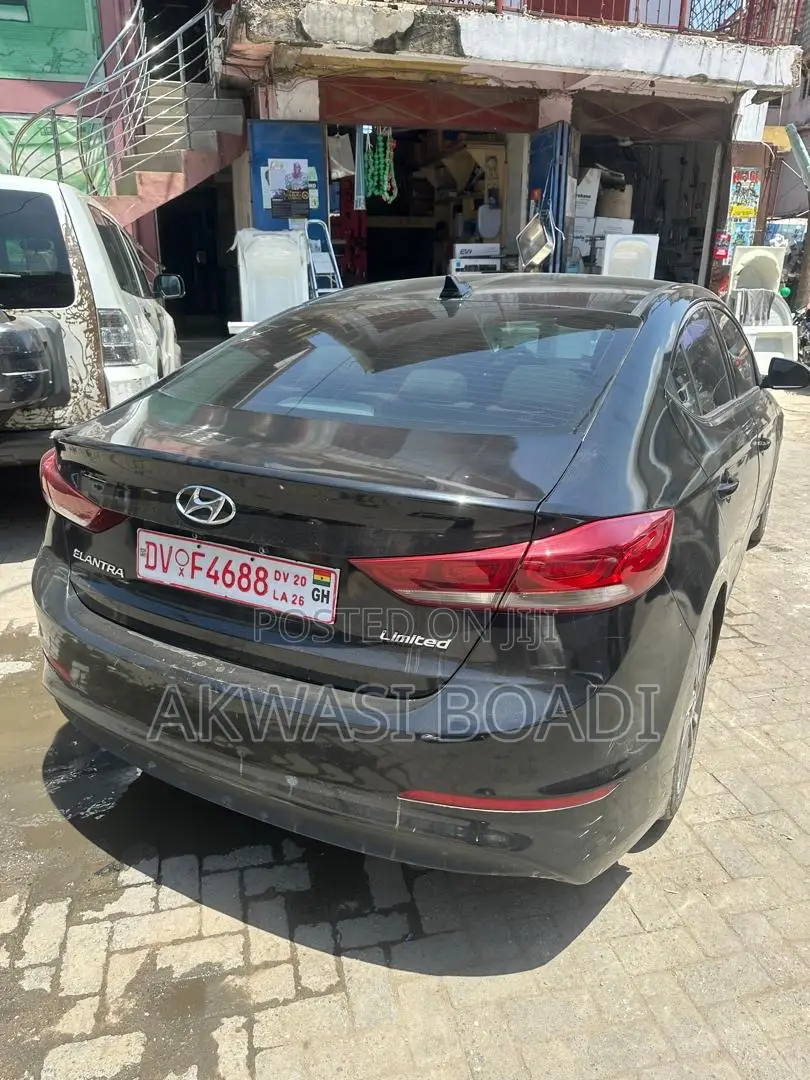 Hyundai Elantra Limited 2018 Black