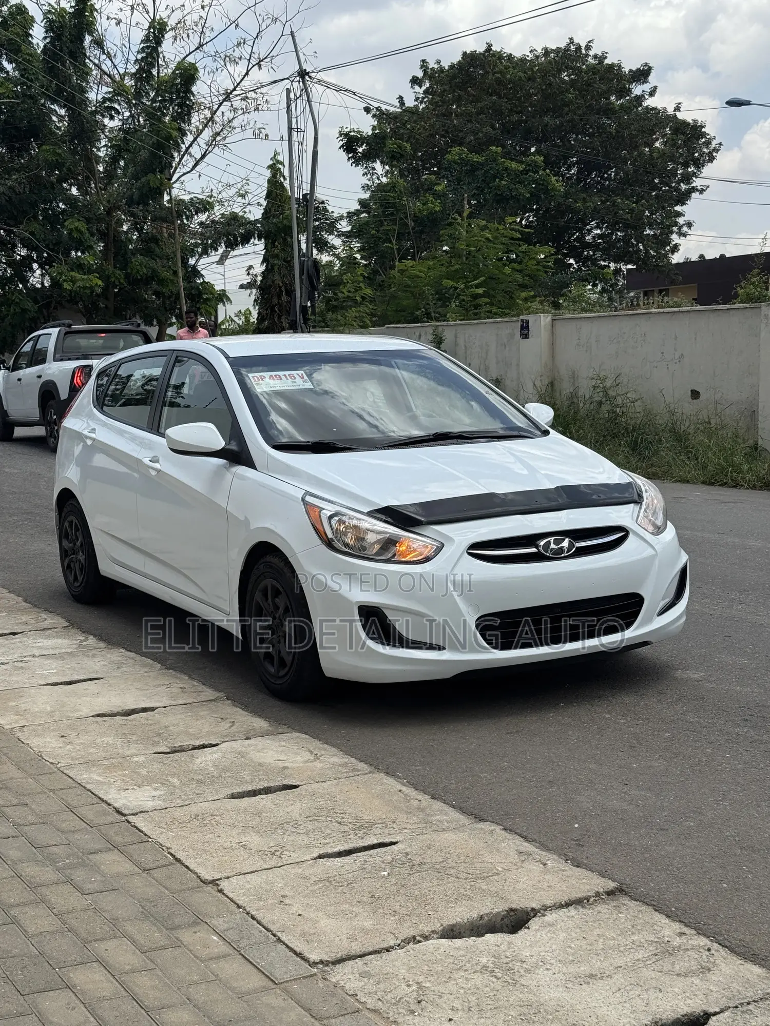 Hyundai Accent SE Hatchback 2017 White