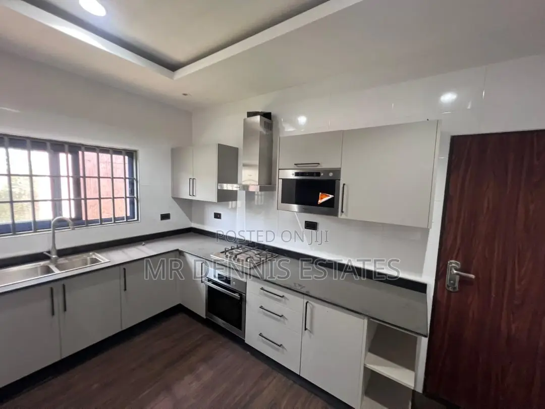3bdrm House in Mr Dennis Estates, West Hills Mall Area for sale