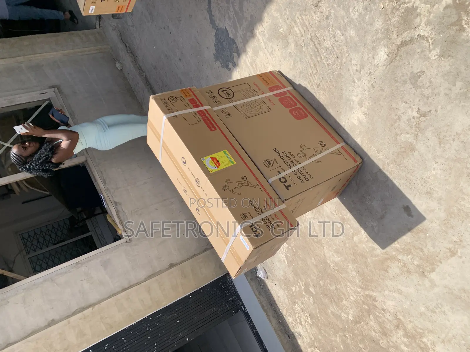 Newly Bulky TCL 2.0hp R32 Air Conditioner
