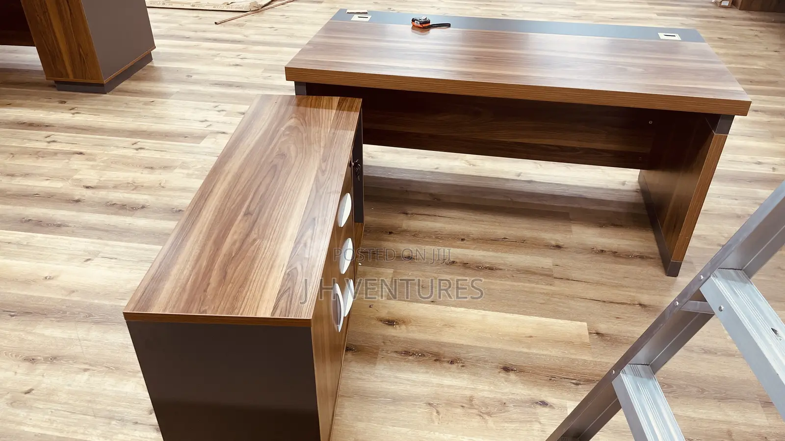 L Shaped Office Desk (Lt202)