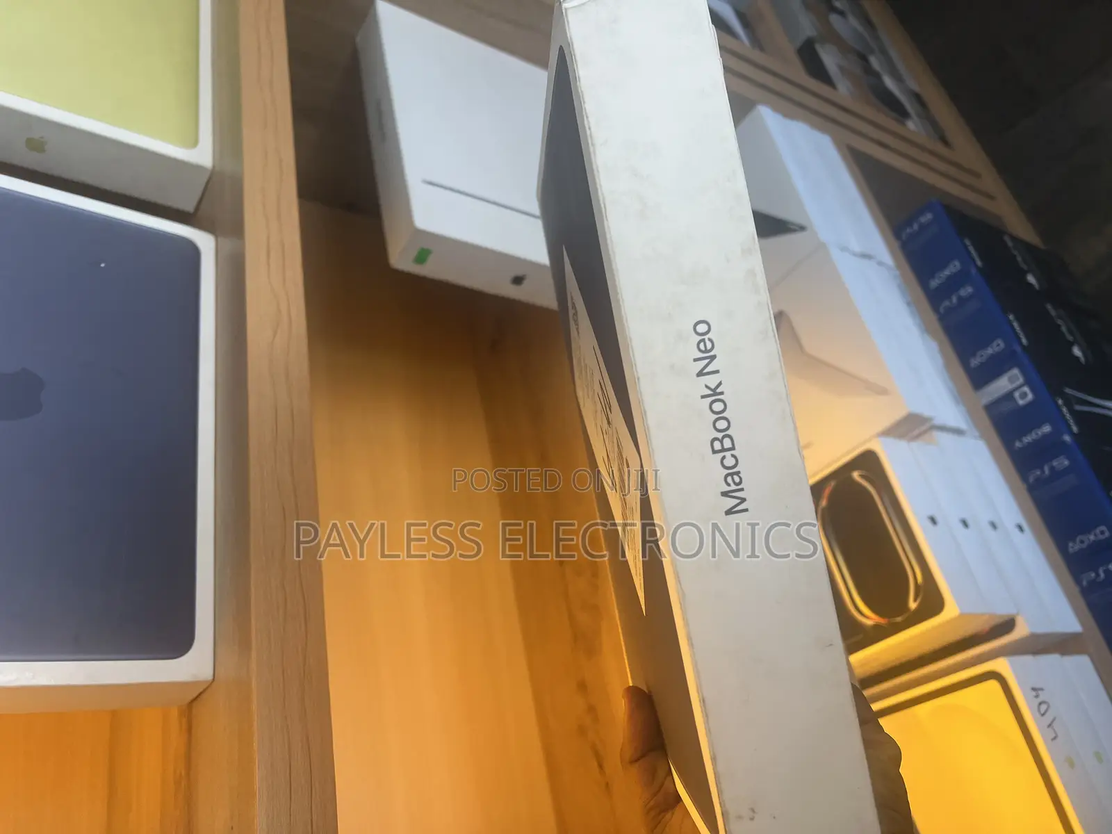 New Laptop Apple MacBook Neo 2026 8GB SSD 256GB