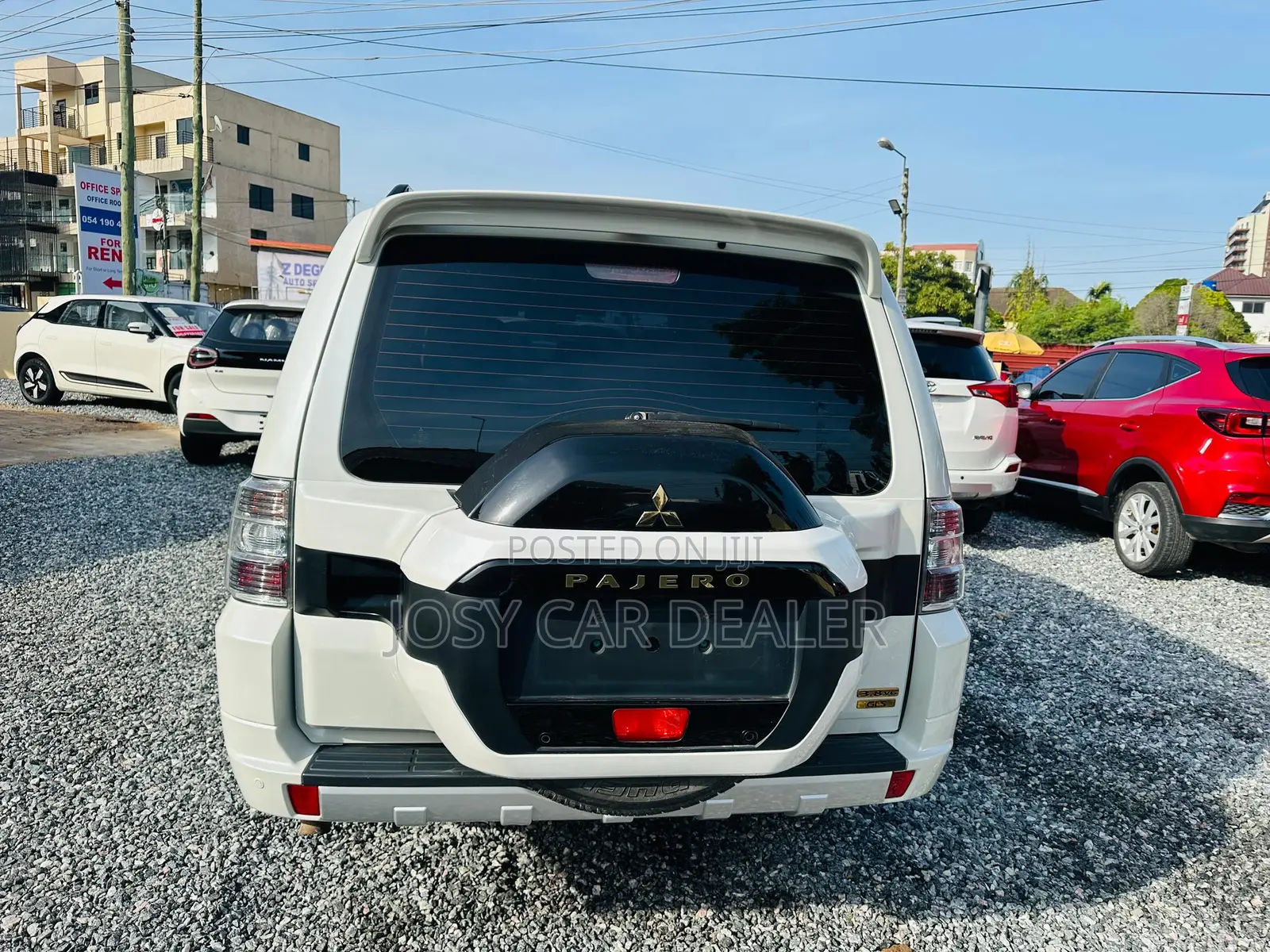 Mitsubishi Pajero V90 3.8 V6 GLS/GLX 2019 White