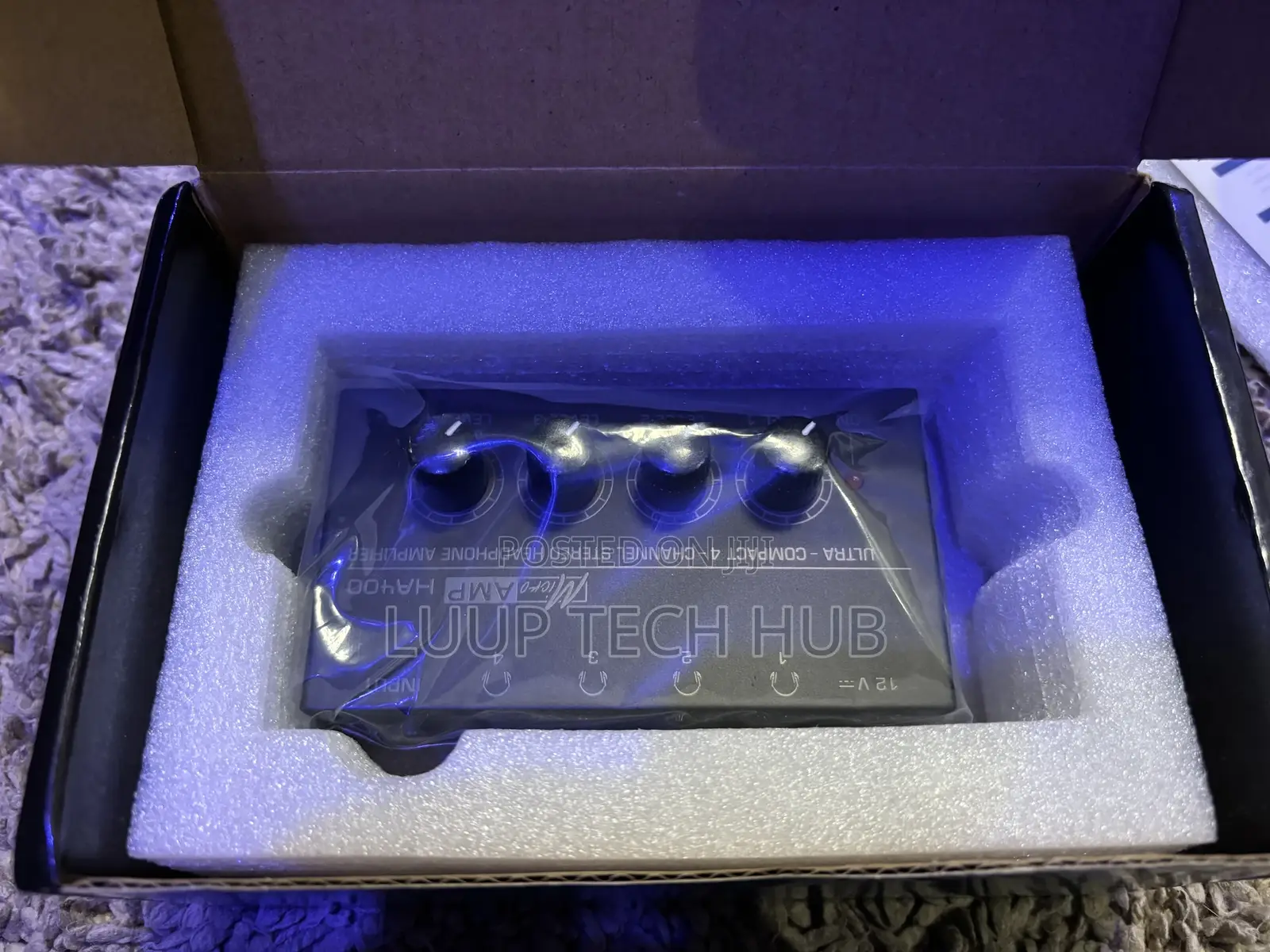4 Channel Headphones Amplifier