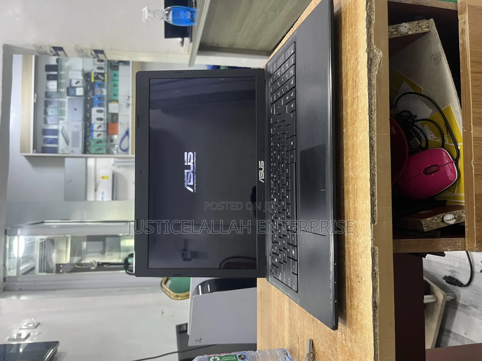 Laptop Asus X55A 6GB Intel Pentium HDD 320GB