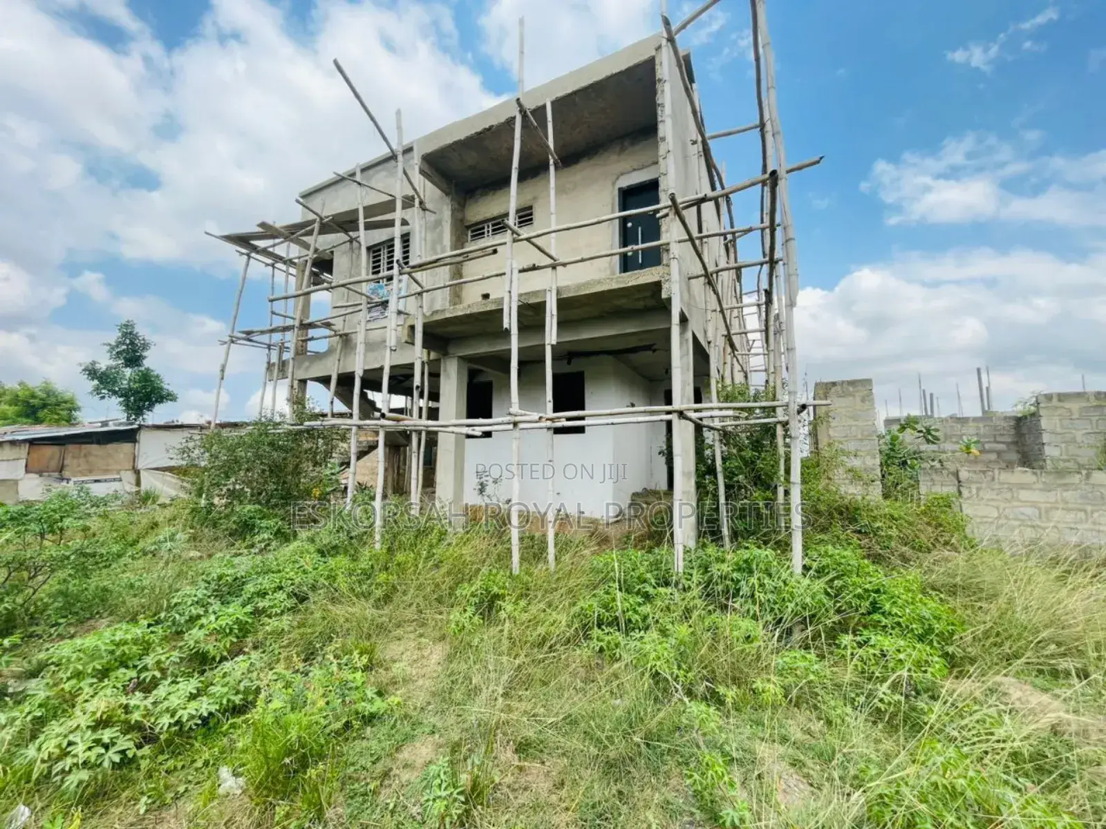 3bdrm House in East Legon Hills, School Junction for sale